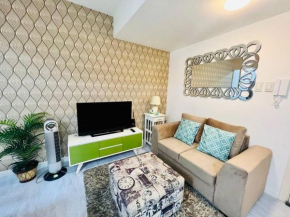 Azure 2bedroom Condo With Balcony